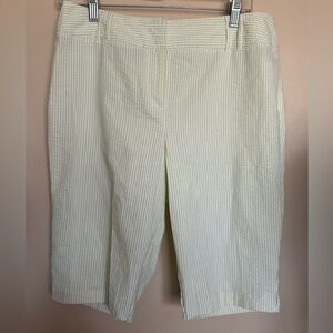 Ann Taylor Loft pale yellow and white Seersucker Striped Bermuda shorts size 8